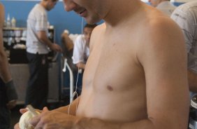 PR - MARILIA/SP X CORINTHIANS/SP - ESPORTES - nos vestiários antes da partida válida pelo returno do Campeonato Brasileiro da segunda divisão de 2008, realizada no estádio do Café, na cidade de Londrina, neste sábado a tarde
