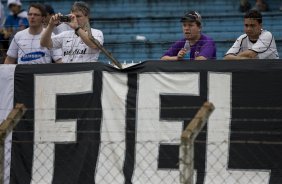 SP - SAO CAETANO/SP X CORINTHIANS/SP - ESPORTES - durante partida válida pelo returno do Campeonato Brasileiro da segunda divisão de 2008, realizada no estádio Brinco de Ouro da Princesa, em Campinas, neste sábado a tarde