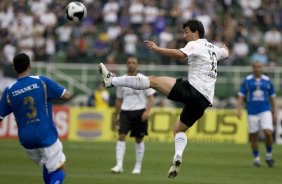 SP- CORINTHIANS/SP X SANTO ANDRE/SP - ESPORTES - durante a partida válida pelo returno do Campeonato Brasileiro da segunda divisão de 2008, realizada no estádio do Pacaembu, zona oeste da cidade, neste sábado a tarde