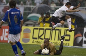 SP- CORINTHIANS/SP X SANTO ANDRE/SP - ESPORTES - durante partida válida pelo returno do Campeonato Brasileiro da segunda divisão de 2008, realizada no estádio do Pacaembu, zona oeste da cidade, neste sábado a tarde