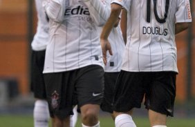 SP- CORINTHIANS/SP X SANTO ANDRE/SP - ESPORTES - durante partida válida pelo returno do Campeonato Brasileiro da segunda divisão de 2008, realizada no estádio do Pacaembu, zona oeste da cidade, neste sábado a tarde