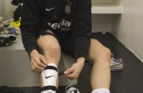 SP- CORINTHIANS/SP X SANTO ANDRE/SP - ESPORTES - nos vestiários antes da partida válida pelo returno do Campeonato Brasileiro da segunda divisão de 2008, realizada no estádio do Pacaembu, zona oeste da cidade, neste sábado a tarde