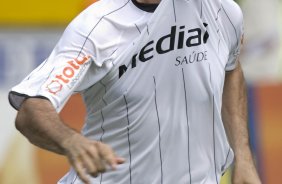 SC - CRICIUMA/SC X CORINTHIANS/SP - ESPORTES - durante jogo vlido pelo returno do Campeonato Brasileiro Serie B, realizado no estdio Heriberto Hulse, na cidade de Criciuma em Santa Catarina, neste sbado a tarde