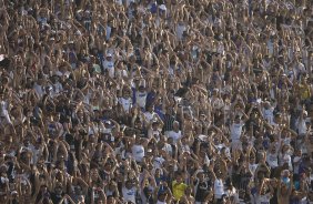 SP - CORINTHIANS/SP X PARANA CLUBE/PR - ESPORTES - durante jogo válido pelo returno do Campeonato Brasileiro Serie B, realizado no estádio do Pacaembu, zona oeste da cidade, neste sábado a tarde