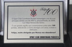 SP - CORINTHIANS/SP X VILA NOVA/GO - ESPORTES - nos vestirios antes da partida vlida pelo returno do Campeonato Brasileiro Serie B, realizado no estdio do Pacaembu, zona oeste da cidade, neste sbado a tarde