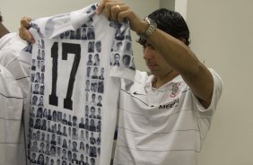 SP - CORINTHIANS/SP X AVAI/SC - ESPORTES - nos vestiários antes da partida válida pelo returno do Campeonato Brasileiro Serie B, realizado no estádio do Pacaembu, zona oeste da cidade, neste sábado a tarde