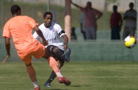 Durante jogo-treino do Corinthians contra o União Barbarense, realizado esta tarde no Spa Sport Resort, na cidade de Itu, interior de São Paulo, durante a pre-temporada de 2009; O time faz sua estreia no Campeonato Paulista no dia 22/01, contra o Barueri, no Pacaembu