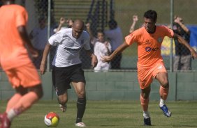 Durante jogo-treino do Corinthians contra o Unio Barbarense, realizado esta tarde no Spa Sport Resort, na cidade de Itu, interior de So Paulo, durante a pre-temporada de 2009; O time faz sua estreia no Campeonato Paulista no dia 22/01, contra o Barueri, no Pacaembu