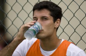 Durante o treino do Corinthians realizado esta manh no Spa Sport Resort, na cidade de Itu, interior de So Paulo, durante a pre-temporada de 2009; Amanha o time faz um amistoso no Pacaembu contra o Estudiantes de Buenos Aires e sua estreia no Campeonato Paulista ser no dia 22/01, contra o Barueri, tambem no Pacaembu