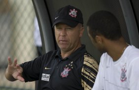 Durante o treino do Corinthians realizado esta manh no Spa Sport Resort, na cidade de Itu, interior de So Paulo, durante a pre-temporada de 2009; Amanha o time faz um amistoso no Pacaembu contra o Estudiantes de Buenos Aires e sua estreia no Campeonato Paulista ser no dia 22/01, contra o Barueri, tambem no Pacaembu