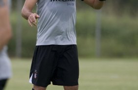 SP - ESPORTES - durante o treino do Corinthians realizado esta tarde no Parque Ecolgico do Tiete, zona leste de So Paulo. O time joga amanh, quarta-feira, 04/02, pelo Campeonato Paulista, contra o Paulista de Jundia,  noite, no estdio Jaime Cintra