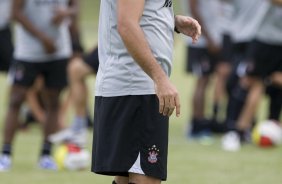 SP - ESPORTES - durante o treino do Corinthians realizado esta tarde no Parque Ecolgico do Tiete, zona leste de So Paulo. O time joga amanh, quarta-feira, 04/02, pelo Campeonato Paulista, contra o Paulista de Jundia,  noite, no estdio Jaime Cintra