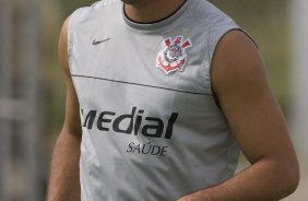 SP - ESPORTES - durante o treino do Corinthians realizado esta tarde no Parque Ecolgico do Tiete, zona leste de So Paulo. O time joga amanh, quarta-feira, 04/02, pelo Campeonato Paulista, contra o Paulista de Jundia,  noite, no estdio Jaime Cintra