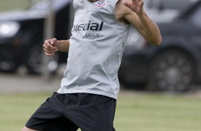 SP - ESPORTES - durante o treino do Corinthians realizado esta tarde no Parque Ecolgico do Tiete, zona leste de So Paulo. O time joga amanh, quarta-feira, 04/02, pelo Campeonato Paulista, contra o Paulista de Jundia,  noite, no estdio Jaime Cintra