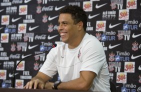 SP - ESPORTES - Entrevista coletiva de Ronaldo aps o treino do Corinthians realizado esta tarde no Parque So Jorge, zona leste de So Paulo. O time joga sbado, 07/02, pelo Campeonato Paulista, contra a Portuguesa,  tarde, no estdio do Pacaembu