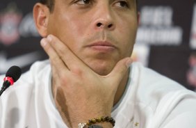 SP - ESPORTES - Entrevista coletiva de Ronaldo aps o treino do Corinthians realizado esta tarde no Parque So Jorge, zona leste de So Paulo. O time joga sbado, 07/02, pelo Campeonato Paulista, contra a Portuguesa,  tarde, no estdio do Pacaembu