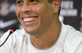 SP - ESPORTES - Entrevista coletiva de Ronaldo aps o treino do Corinthians realizado esta tarde no Parque So Jorge, zona leste de So Paulo. O time joga sbado, 07/02, pelo Campeonato Paulista, contra a Portuguesa,  tarde, no estdio do Pacaembu