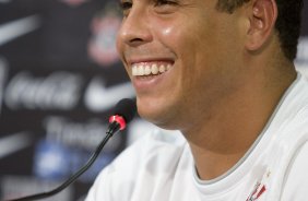 SP - ESPORTES - Entrevista coletiva de Ronaldo aps o treino do Corinthians realizado esta tarde no Parque So Jorge, zona leste de So Paulo. O time joga sbado, 07/02, pelo Campeonato Paulista, contra a Portuguesa,  tarde, no estdio do Pacaembu