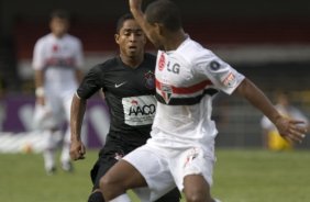 SAO PAULO/SP X CORINTHIANS/SP - em um lance durante o jogo realizado esta tarde no estdio do Morumbi, zona sul de So Paulo, vlido pelo Campeonato Paulista de 2009