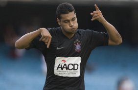 SAO PAULO/SP X CORINTHIANS/SP - em um lance durante o jogo realizado esta tarde no estdio do Morumbi, zona sul de So Paulo, vlido pelo Campeonato Paulista de 2009