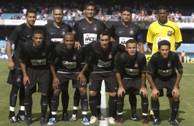 SAO PAULO/SP X CORINTHIANS/SP - em um lance durante o jogo realizado esta tarde no estdio do Morumbi, zona sul de So Paulo, vlido pelo Campeonato Paulista de 2009