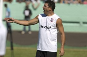 Durante o treino realizado esta manh no estdio Eduardo Jos Farah. O time joga amanh, domingo, 01/03 a noite, pelo Campeonato Paulista, contra o Marilia, no estdio Bento de Abreu, em Marilia