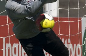 Durante o treino realizado esta manh no estdio Eduardo Jos Farah. O time joga amanh, domingo, 01/03 a noite, pelo Campeonato Paulista, contra o Marilia, no estdio Bento de Abreu, em Marilia