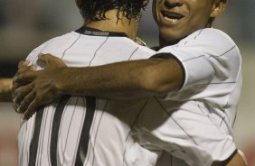 MARILIA X CORINTHIANS/SP - em um lance durante o jogo realizado esta noite no estdio Bento de Abreu, em Marilia, interior de So Paulo, vlido pelo Campeonato Paulista de 2009