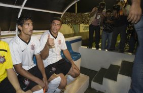 ITUMBIARA/GO X CORINTHIANS/SP - em um lance durante o jogo realizado esta noite no estádio JK, em Itumbiara, interior de Goias, válido pela Copa do Brasil de 2009, jogo de ida