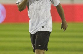 ITUMBIARA/GO X CORINTHIANS/SP - em um lance durante o jogo realizado esta noite no estdio JK, em Itumbiara, interior de Goias, vlido pela Copa do Brasil de 2009, jogo de ida