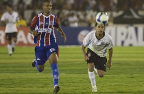 ITUMBIARA/GO X CORINTHIANS/SP - em um lance durante o jogo realizado esta noite no estdio JK, em Itumbiara, interior de Goias, vlido pela Copa do Brasil de 2009, jogo de ida