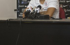 Ronaldo durante entrevista coletiva realizada esta tarde no Hotel Beira-Rio de Itumbiara. O Corinthians joga domingo, 08/03 a tarde, pelo Campeonato Paulista 2009, contra o Palmeiras, no estádio Eduardo José Farah, em Presidente Prudente