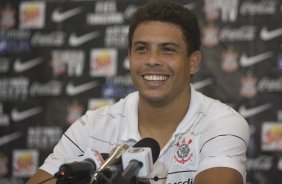 Ronaldo durante entrevista coletiva realizada esta tarde no Hotel Beira-Rio de Itumbiara. O Corinthians joga domingo, 08/03 a tarde, pelo Campeonato Paulista 2009, contra o Palmeiras, no estdio Eduardo Jos Farah, em Presidente Prudente