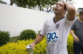 Presidente Prudente/SP - ESPORTES - PALMEIRAS/SP X CORINTHIANS/SP - em um lance durante o jogo realizado esta tarde no estádio Eduardo José Farh, em Presidente Prudente, interior de São Paulo, válido pelo Campeonato Paulista de 2009