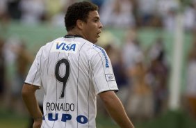 Presidente Prudente/SP - ESPORTES - PALMEIRAS/SP X CORINTHIANS/SP - em um lance durante o jogo realizado esta tarde no estádio Eduardo José Farh, em Presidente Prudente, interior de São Paulo, válido pelo Campeonato Paulista de 2009