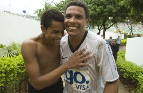 Presidente Prudente/SP - ESPORTES - PALMEIRAS/SP X CORINTHIANS/SP - em um lance durante o jogo realizado esta tarde no estádio Eduardo José Farh, em Presidente Prudente, interior de São Paulo, válido pelo Campeonato Paulista de 2009