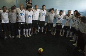 Presidente Prudente/SP - ESPORTES - PALMEIRAS/SP X CORINTHIANS/SP - em um lance durante o jogo realizado esta tarde no estádio Eduardo José Farh, em Presidente Prudente, interior de São Paulo, válido pelo Campeonato Paulista de 2009