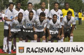 Presidente Prudente/SP - ESPORTES - PALMEIRAS/SP X CORINTHIANS/SP - em um lance durante o jogo realizado esta tarde no estádio Eduardo José Farh, em Presidente Prudente, interior de São Paulo, válido pelo Campeonato Paulista de 2009