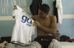 Presidente Prudente/SP - ESPORTES - PALMEIRAS/SP X CORINTHIANS/SP - em um lance durante o jogo realizado esta tarde no estádio Eduardo José Farh, em Presidente Prudente, interior de São Paulo, válido pelo Campeonato Paulista de 2009