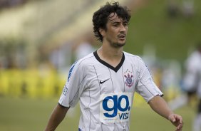 Presidente Prudente/SP - ESPORTES - PALMEIRAS/SP X CORINTHIANS/SP - em um lance durante o jogo realizado esta tarde no estádio Eduardo José Farh, em Presidente Prudente, interior de São Paulo, válido pelo Campeonato Paulista de 2009