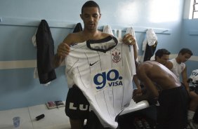 Presidente Prudente/SP - ESPORTES - PALMEIRAS/SP X CORINTHIANS/SP - em um lance durante o jogo realizado esta tarde no estádio Eduardo José Farh, em Presidente Prudente, interior de São Paulo, válido pelo Campeonato Paulista de 2009