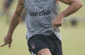 Durante o treino do Corinthians realizado esta tarde no Parque Ecolgico do Tiete, zona leste da cidade. O Corinthians joga amanh, quarta-feira, 10/03 a noite, pelo Campeonato Paulista 2009, contra o So Caetano, no estdio do Pacaembu