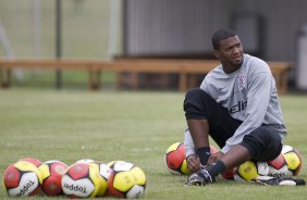 Durante o treino do Corinthians realizado esta tarde no Parque Ecolgico do Tiete, zona leste da cidade. O Corinthians joga amanh, quarta-feira, 10/03 a noite, pelo Campeonato Paulista 2009, contra o So Caetano, no estdio do Pacaembu