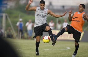 Durante o treino do Corinthians realizado esta tarde no Parque Ecolgico do Tiete, zona leste da cidade. O Corinthians joga amanh, quarta-feira, 10/03 a noite, pelo Campeonato Paulista 2009, contra o So Caetano, no estdio do Pacaembu