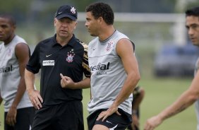 Durante o treino do Corinthians realizado esta tarde no Parque Ecolgico do Tiete, zona leste da cidade. O Corinthians joga amanh, quarta-feira, 10/03 a noite, pelo Campeonato Paulista 2009, contra o So Caetano, no estdio do Pacaembu