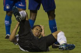 CORINTHIANS/SP X SAO CAETANO/SAO CAETANO DO SUL - em um lance da partida realizada esta noite no estdio do Pacaembu, zona oeste da cidade, vlido pelo Campeonato Paulista de 2009