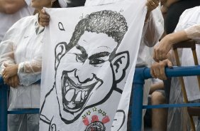 SANTO ANDRE/SP X CORINTHIANS/SP - em um lance da partida realizada esta tarde no estádio Bruno José Daniel, em Santo André, válido pelo Campeonato Paulista de 2009