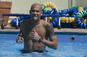 Durante o treino do Corinthians realizado esta manh em uma academia na cidade de Campo Grande, como preparao para o jogo de domingo, 19/04, a tarde, no Morumbi, contra o So Paulo, jogo de volta vlido pelas semi-finais do Campeonato Paulista 2009