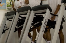 Durante o treino do Corinthians realizado esta manh em uma academia na cidade de Campo Grande, como preparao para o jogo de domingo, 19/04, a tarde, no Morumbi, contra o So Paulo, jogo de volta vlido pelas semi-finais do Campeonato Paulista 2009