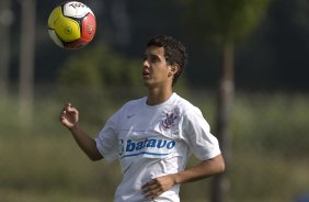 Durante o treino do Corinthians realizado esta manh, no Parque Ecolgico do Tiete, zona leste da cidade. O time joga amanh, domingo, 18/04 a tarde, pelo Campeonato Paulista 2009 o segundo jogo da semi-final contra o So Paulo, no estdio do Morumbi